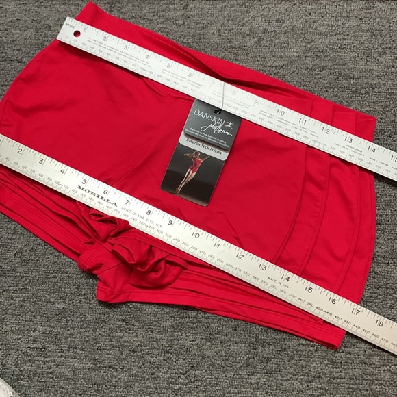 Danskin V-Waist Hot Shorts. Matte Red NWT - Picture 8 of 9